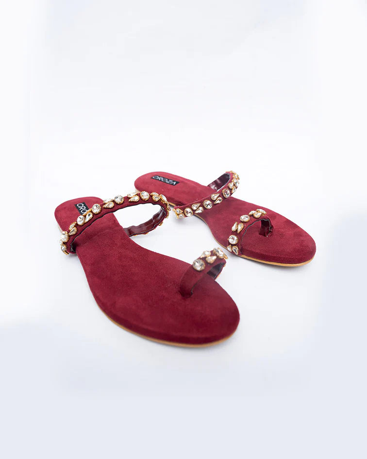 BLING studded Kohlapuris